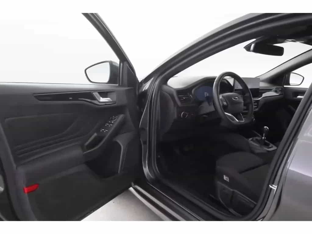 Ford Focus 1.0EB Turnier ST-Line+LED+NAVI+KAMERA+AHK 01/2023-photo-16