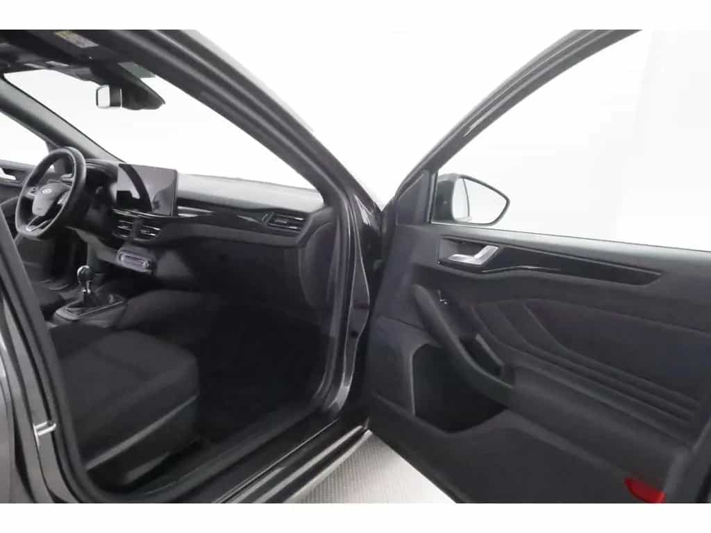 Ford Focus 1.0EB Turnier ST-Line+LED+NAVI+KAMERA+AHK 01/2023-photo-21