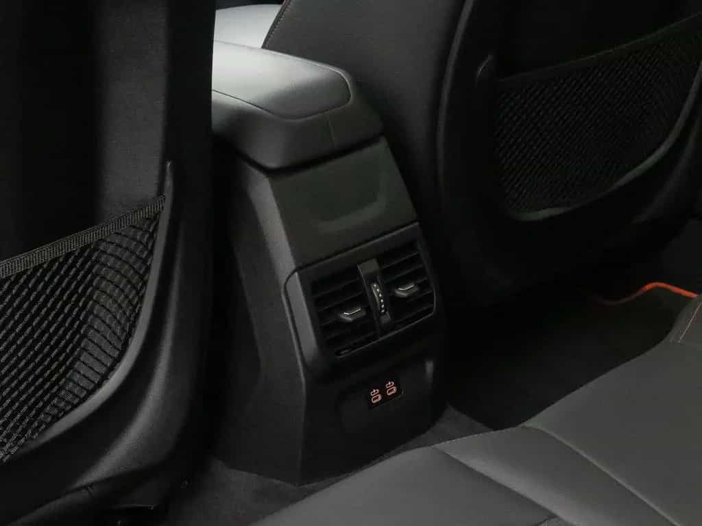 BMW 1 Series d SportLine Kamera HUD DAB H/K Stop&Go Komfor 08/2020-photo-26