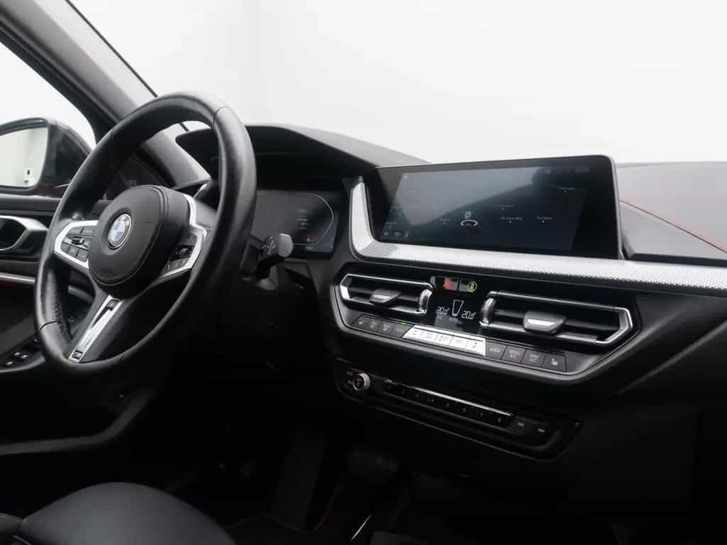 BMW 1 Series d SportLine Kamera HUD DAB H/K Stop&Go Komfor 08/2020-photo-34