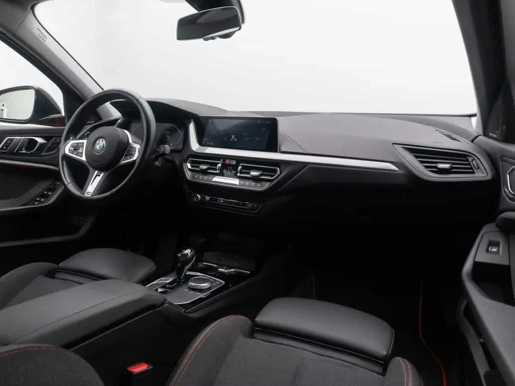 BMW 1 Series d SportLine Kamera HUD DAB H/K Stop&Go Komfor 08/2020-photo-37