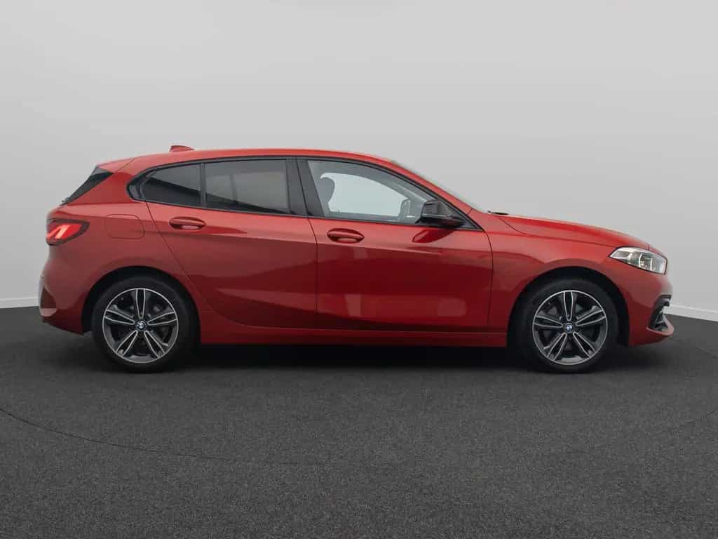 BMW 1 Series d SportLine Kamera HUD DAB H/K Stop&Go Komfor 08/2020-photo-4