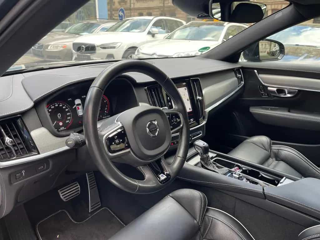 Volvo V90 T4 R-Design Geartronic ACC H/K 360°CAM DAB 02/2020-photo-10