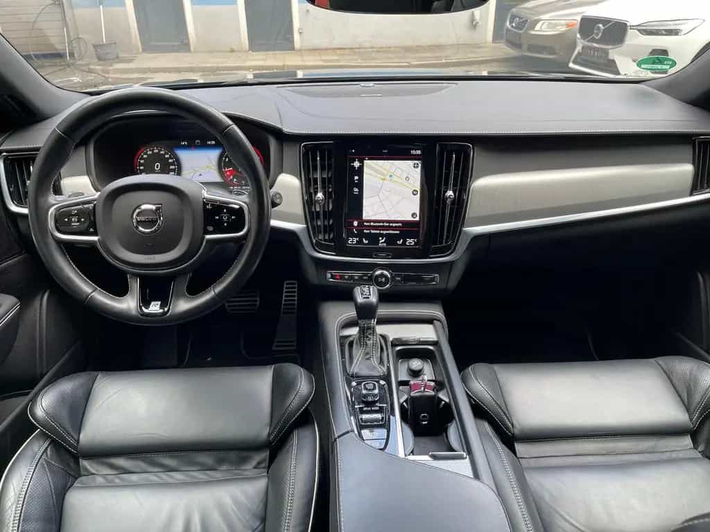 Volvo V90 T4 R-Design Geartronic ACC H/K 360°CAM DAB 02/2020-photo-11
