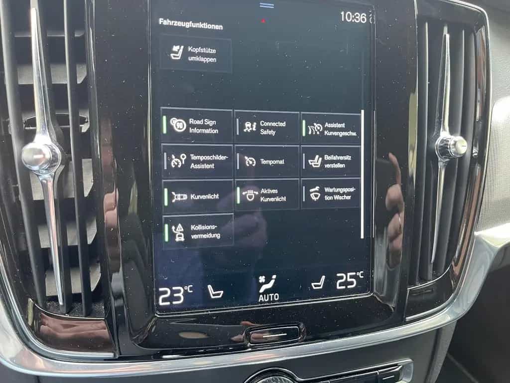 Volvo V90 T4 R-Design Geartronic ACC H/K 360°CAM DAB 02/2020-photo-17