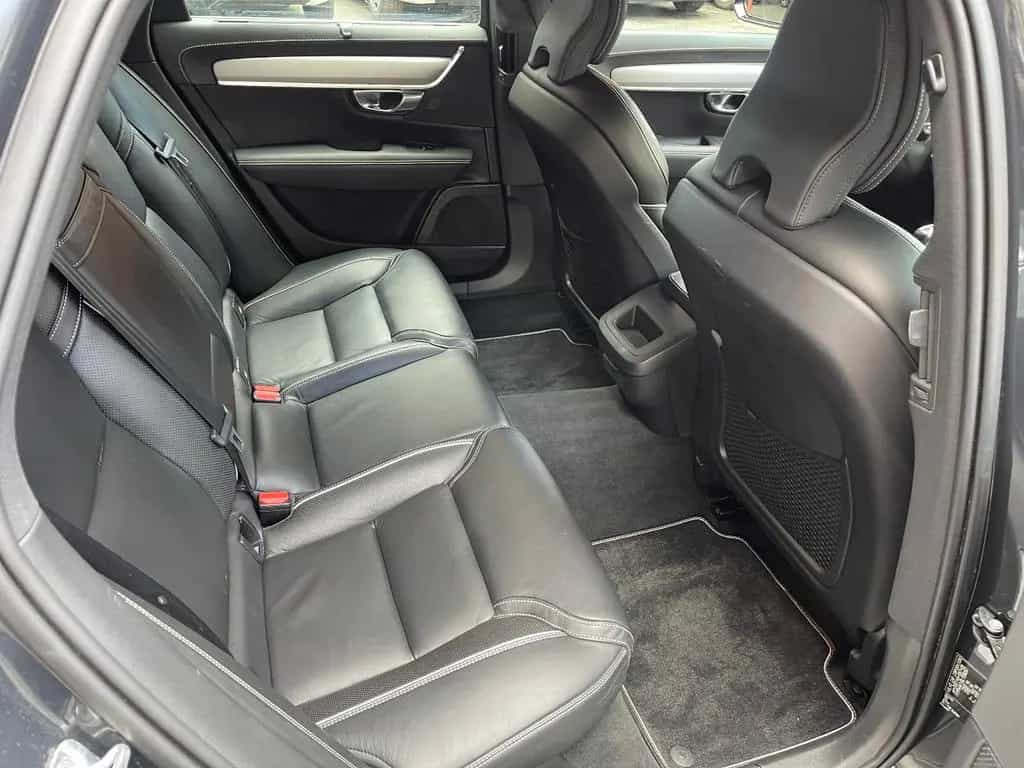 Volvo V90 T4 R-Design Geartronic ACC H/K 360°CAM DAB 02/2020-photo-6