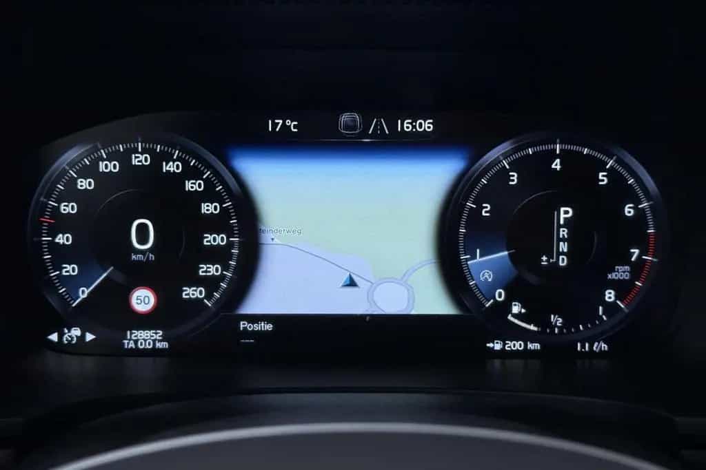 Volvo V90 Cross Country T5 AWD Pro | Bowers&Wilkins | 06/2019-photo-18
