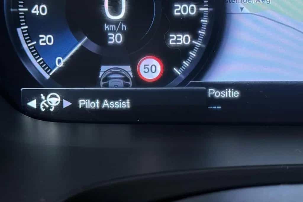 Volvo V90 Cross Country T5 AWD Pro | Bowers&Wilkins | 06/2019-photo-20