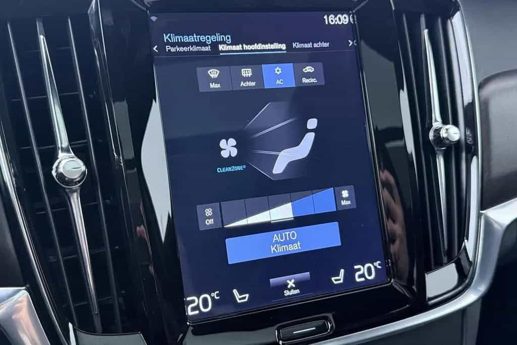 Volvo V90 Cross Country T5 AWD Pro | Bowers&Wilkins | 06/2019-photo-28