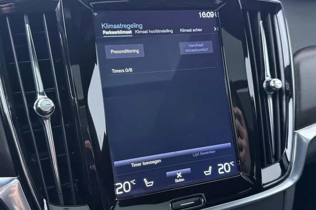 Volvo V90 Cross Country T5 AWD Pro | Bowers&Wilkins | 06/2019-photo-29
