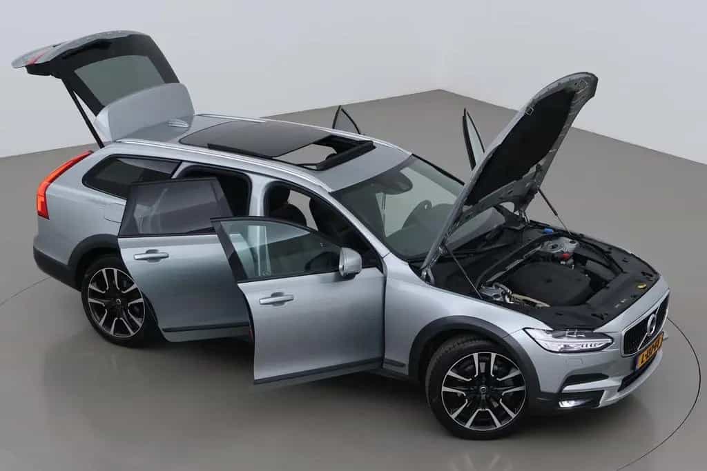 Volvo V90 Cross Country T5 AWD Pro | Bowers&Wilkins | 06/2019-photo-5