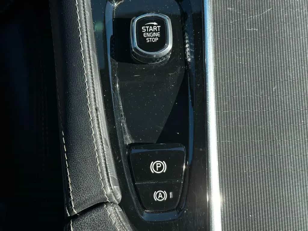 Volvo XC90 B5 AWD R Design *HUD*Standh*Pano*AHK*ACC*LE 03/2022-photo-20