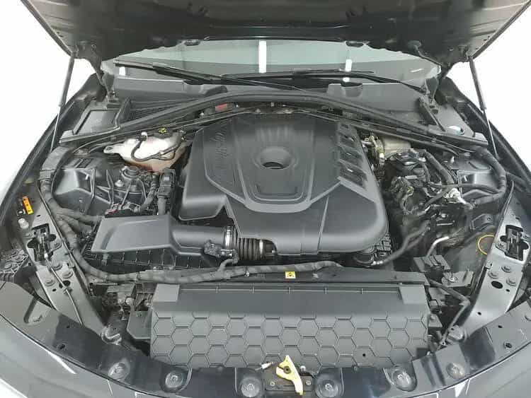 Alfa Romeo Giulia Sprint AT8 BR412302 2.1 Diesel 02/2022-photo-6
