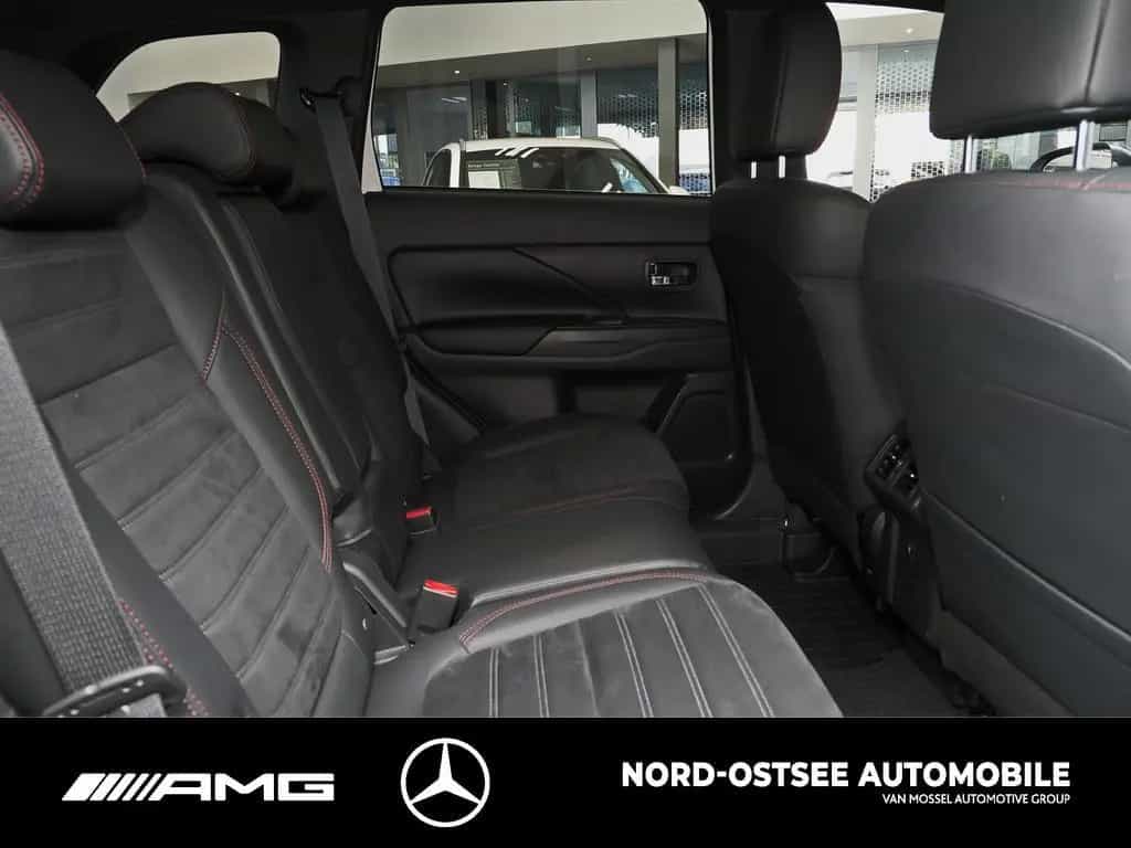 Mitsubishi Outlander 2.0 MIVEC SPIRIT+ 4WD NAVI LHZ LED SHZ 09/2020-photo-12