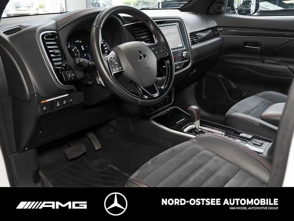 Mitsubishi Outlander 2.0 MIVEC SPIRIT+ 4WD NAVI LHZ LED SHZ 09/2020-photo-6