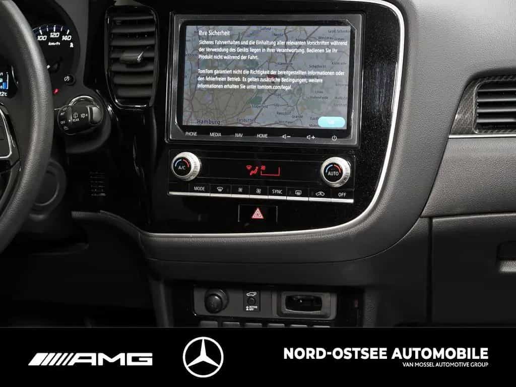 Mitsubishi Outlander 2.0 MIVEC SPIRIT+ 4WD NAVI LHZ LED SHZ 09/2020-photo-9