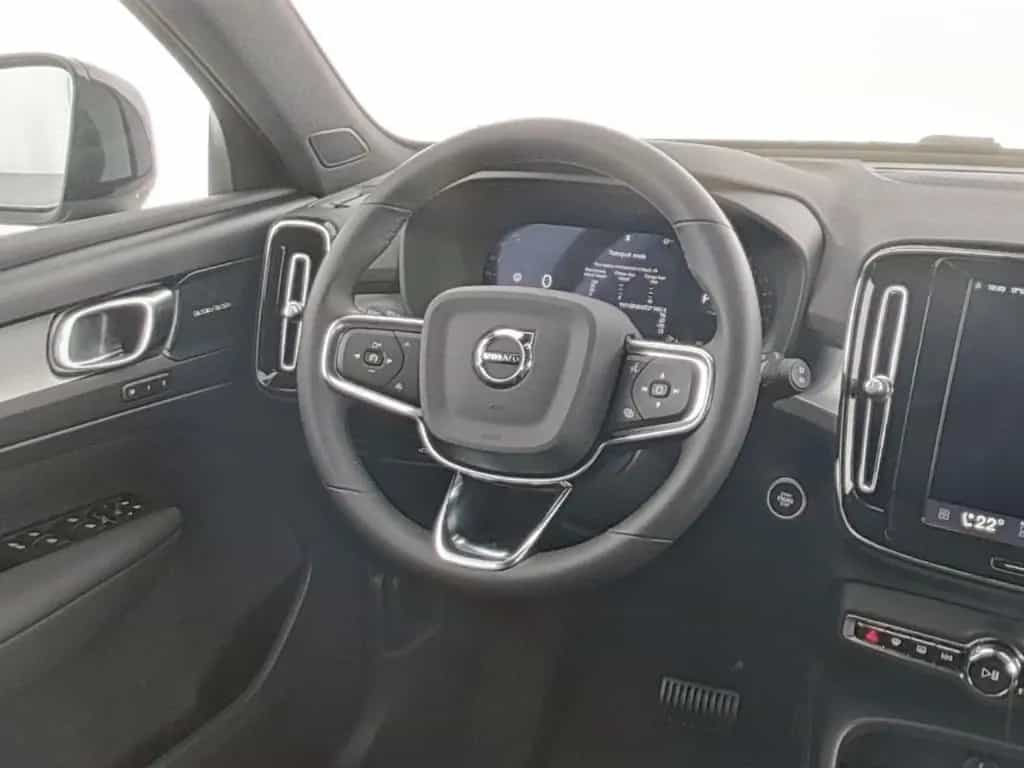 Volvo XC40 Plus Dark Memory Sitze Soundsystem HarmanKa 10/2025-photo-13