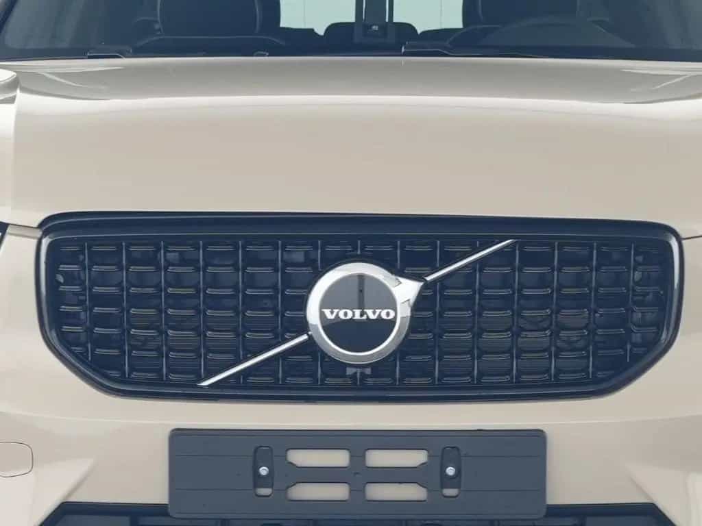 Volvo XC40 Plus Dark Memory Sitze Soundsystem HarmanKa 10/2025-photo-3