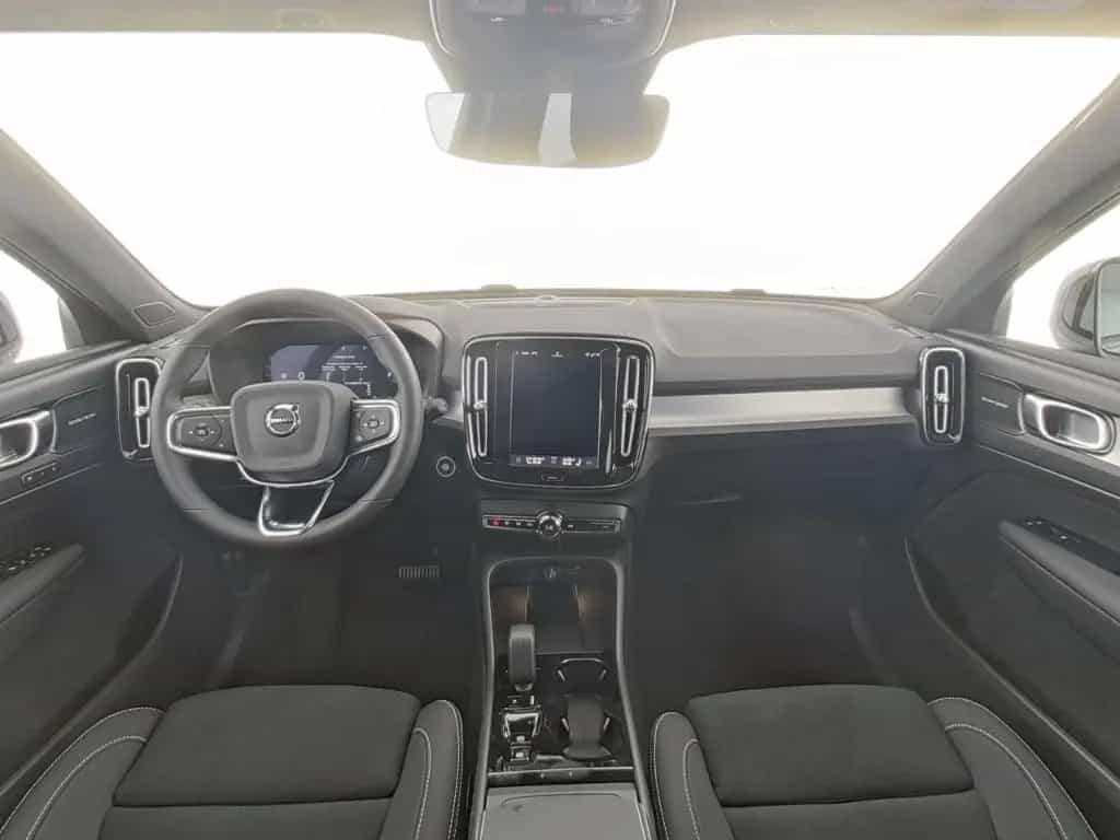 Volvo XC40 Plus Dark Memory Sitze Soundsystem HarmanKa 10/2025-photo-4