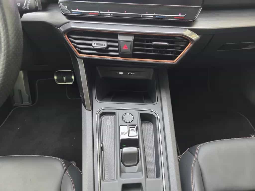 Cupra Formentor VZ 4Drive Panorama BeatsAudio Kamera 06/2022-photo-45