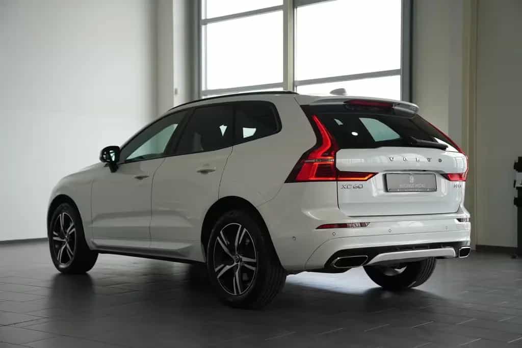 Volvo XC60 R Design AWD *AUT*NAV*LED*H&K*360°* 12/2020-photo-10
