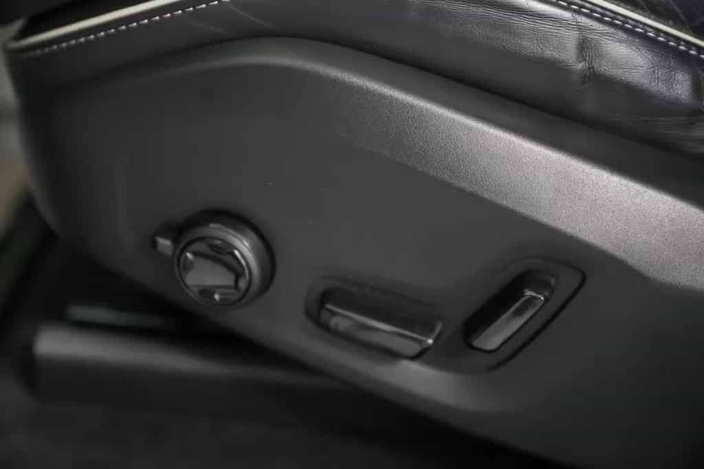 Volvo XC60 R Design AWD *AUT*NAV*LED*H&K*360°* 12/2020-photo-16