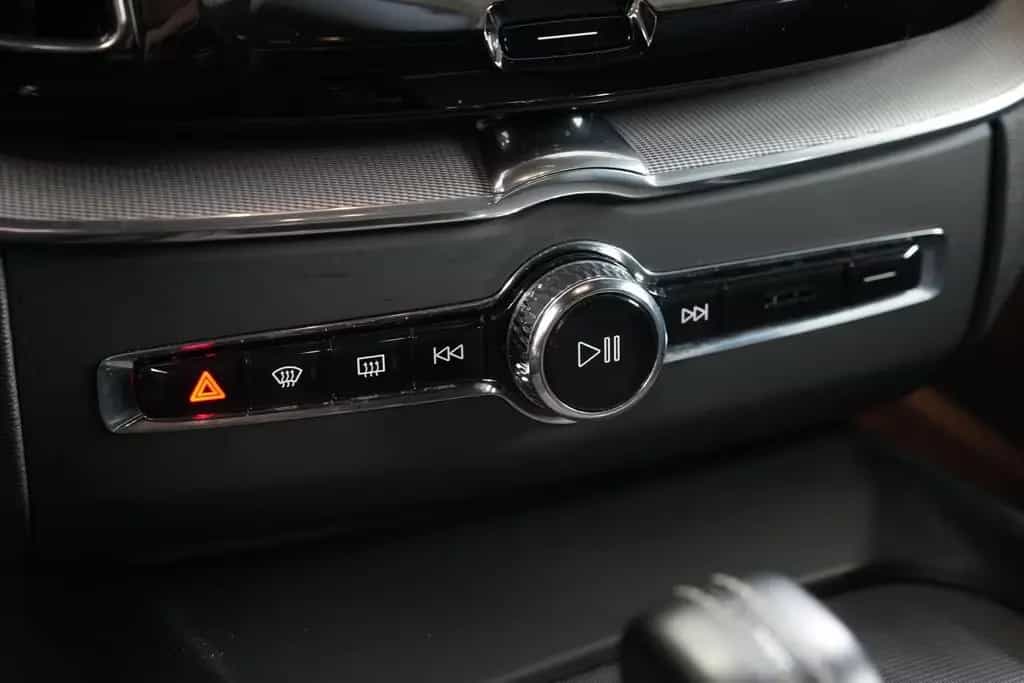 Volvo XC60 R Design AWD *AUT*NAV*LED*H&K*360°* 12/2020-photo-26