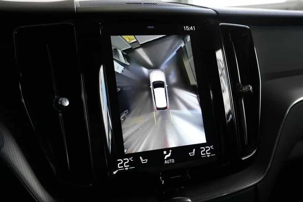 Volvo XC60 R Design AWD *AUT*NAV*LED*H&K*360°* 12/2020-photo-29