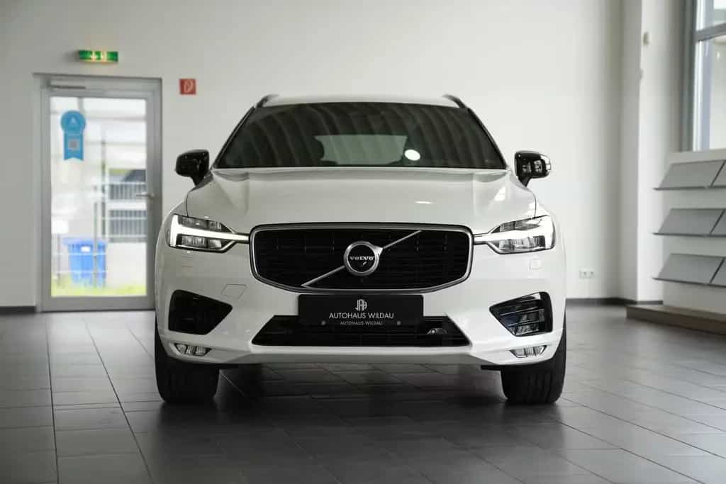 Volvo XC60 R Design AWD *AUT*NAV*LED*H&K*360°* 12/2020-photo-3