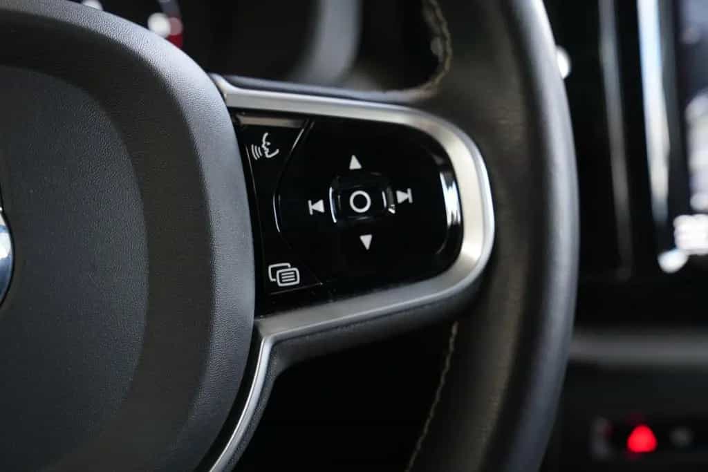 Volvo XC60 R Design AWD *AUT*NAV*LED*H&K*360°* 12/2020-photo-36