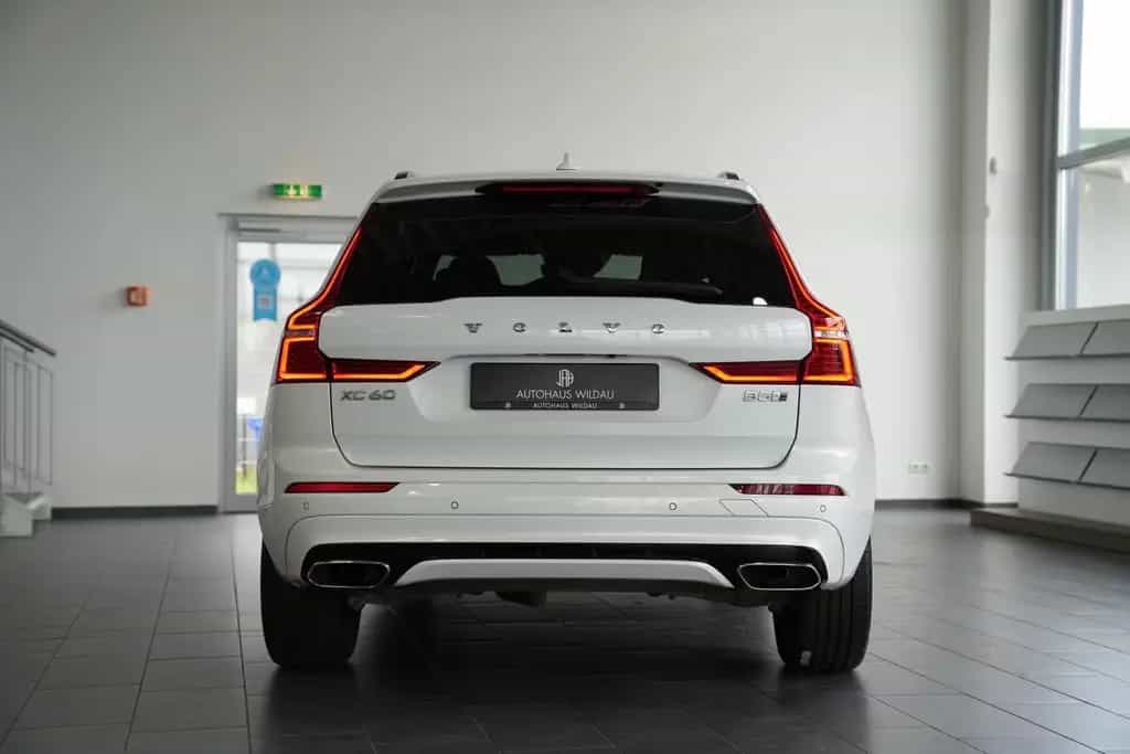 Volvo XC60 R Design AWD *AUT*NAV*LED*H&K*360°* 12/2020-photo-7