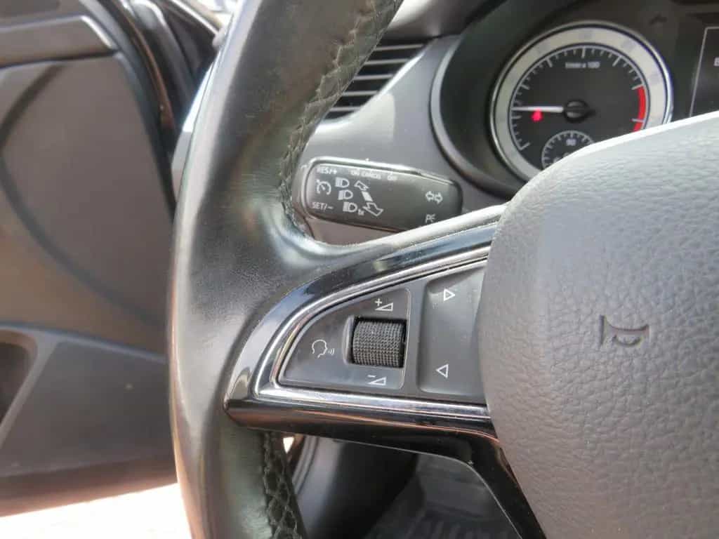 Skoda Octavia Combi Style 1,5 TSI*AHK+TEMPO+LED* 06/2018-photo-18