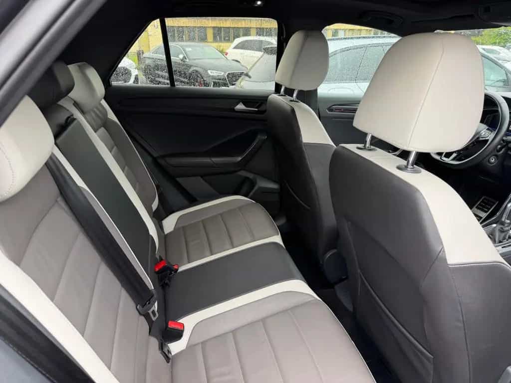 Volkswagen T-Roc Sport 4Motion Beats Digital Leder Pano ACC 01/2018-photo-10