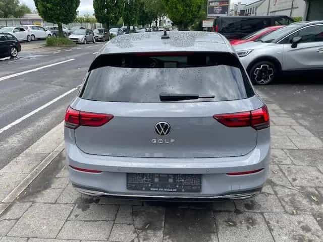 Volkswagen Golf VIII Lim. Active +2 JAHRE GARANTIE+ 01/2022-photo-5