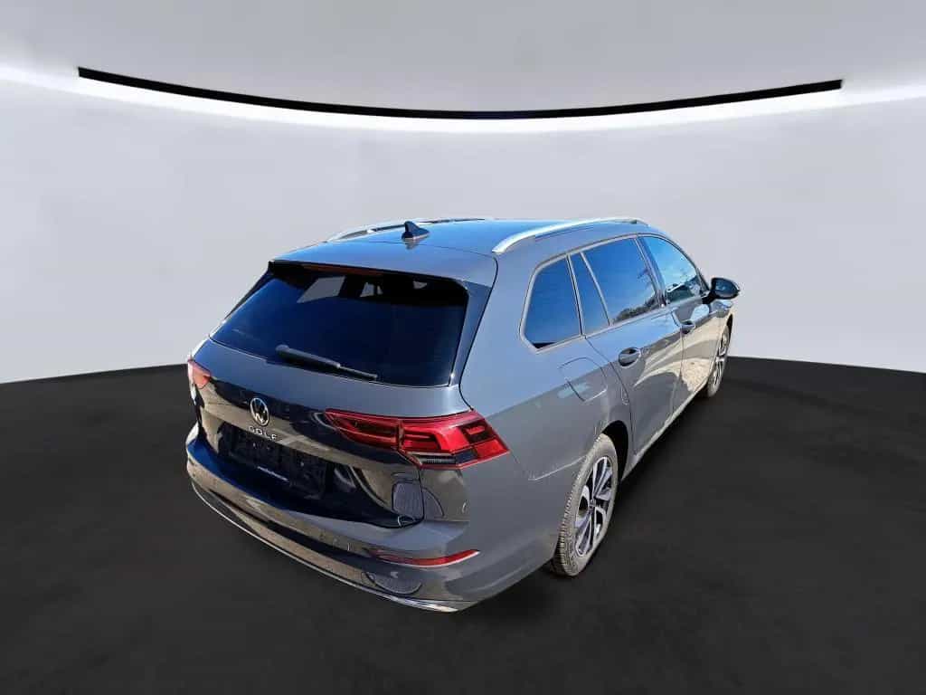 Volkswagen Golf VIII Var. 1.5 TSI Active Navi R.Kamera ACC 07/2022-photo-4