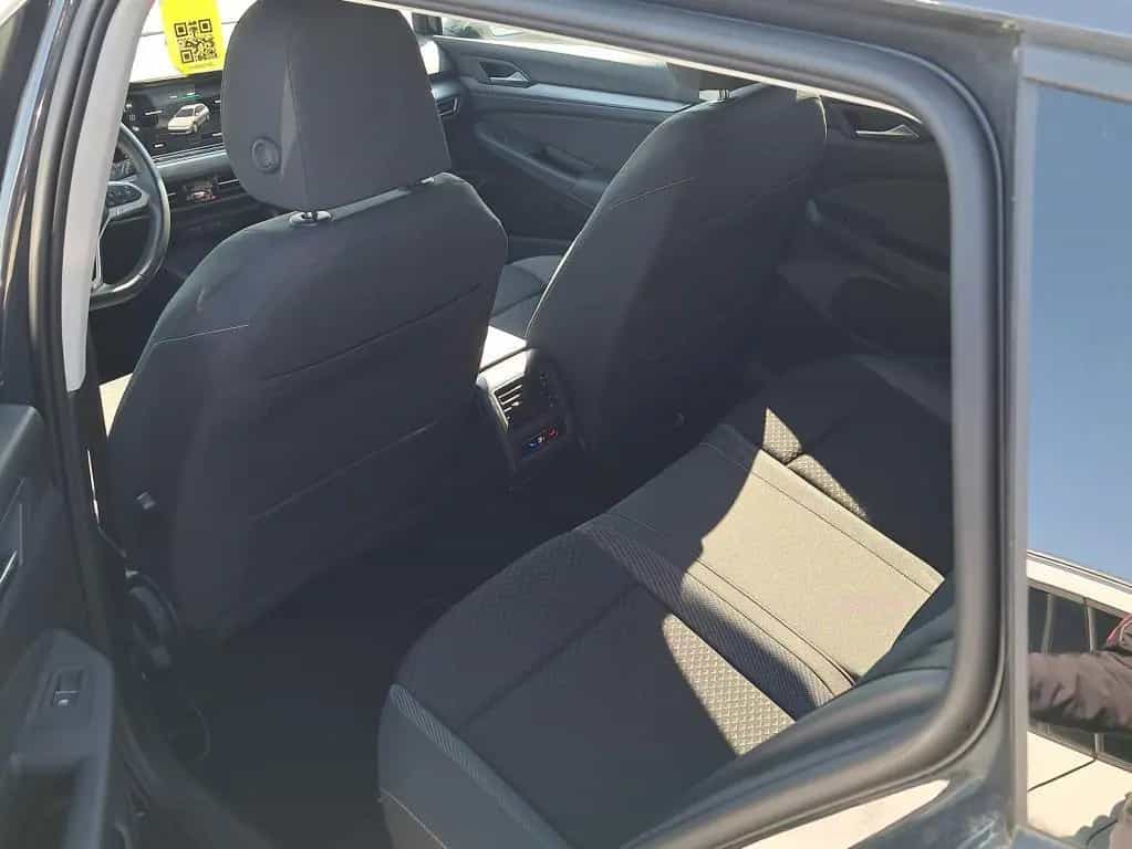 Volkswagen Golf VIII Var. 1.5 TSI Active Navi R.Kamera ACC 07/2022-photo-9