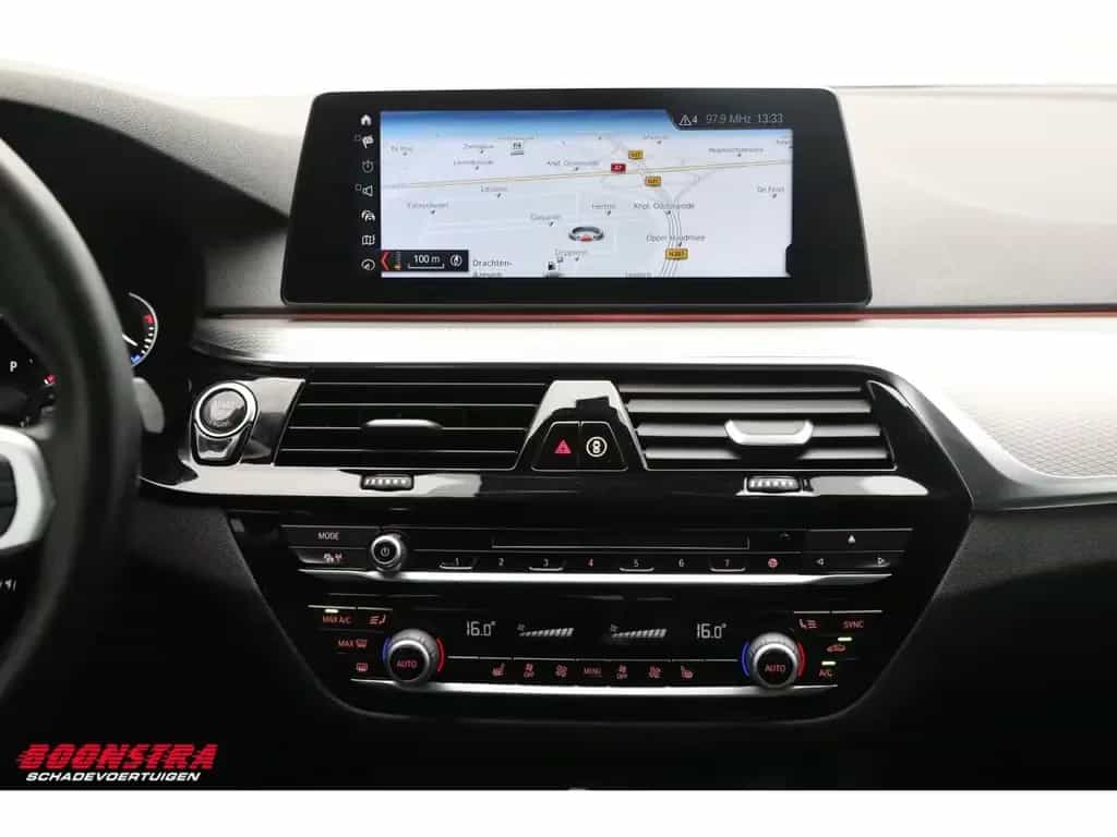 BMW 520 5-serie 520i M-Sport LED Leder Memory kamera 01/2019-photo-6
