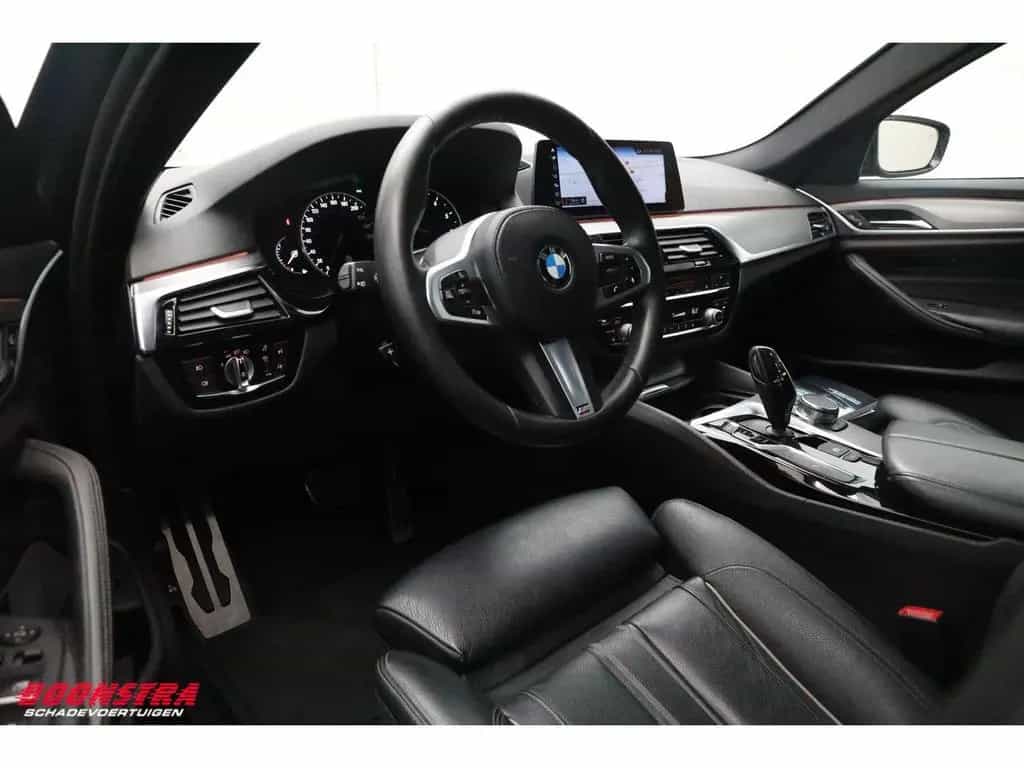 BMW 520 5-serie 520i M-Sport LED Leder Memory kamera 01/2019-photo-9