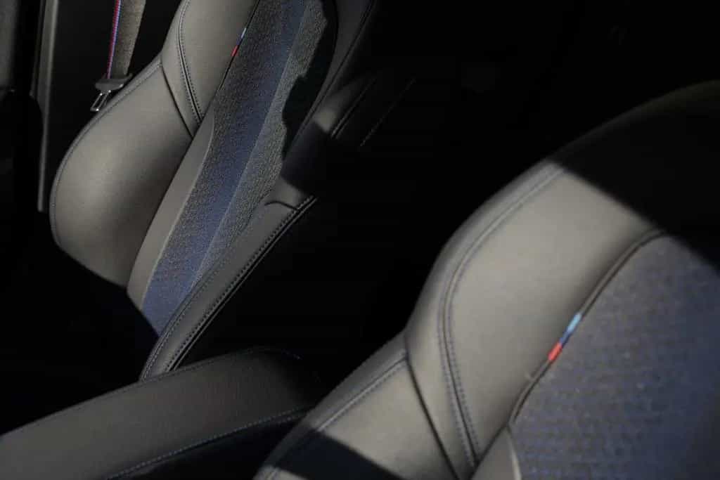 BMW 120 i M + BLACK SAPPHIRE + 2. Hand 06/2021-photo-19