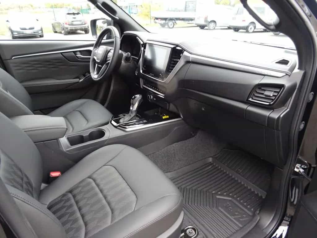 Isuzu D-Max Double Cab 4x4 Automatik 06/2025-photo-10