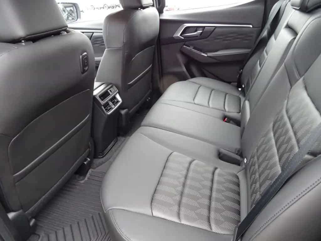 Isuzu D-Max Double Cab 4x4 Automatik 06/2025-photo-15