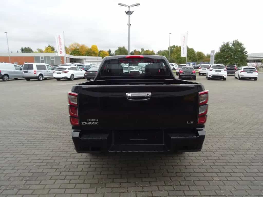 Isuzu D-Max Double Cab 4x4 Automatik 06/2025-photo-4