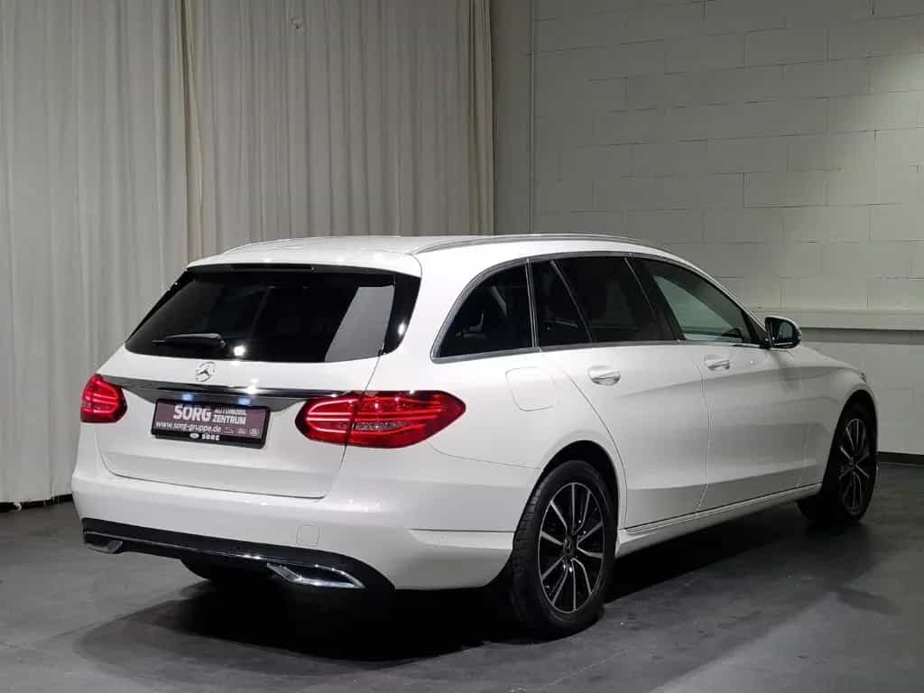 Mercedes-Benz C 300 T d Exclusive*4Matic*AHK*LED*BURMESTER* 02/2019-photo-2
