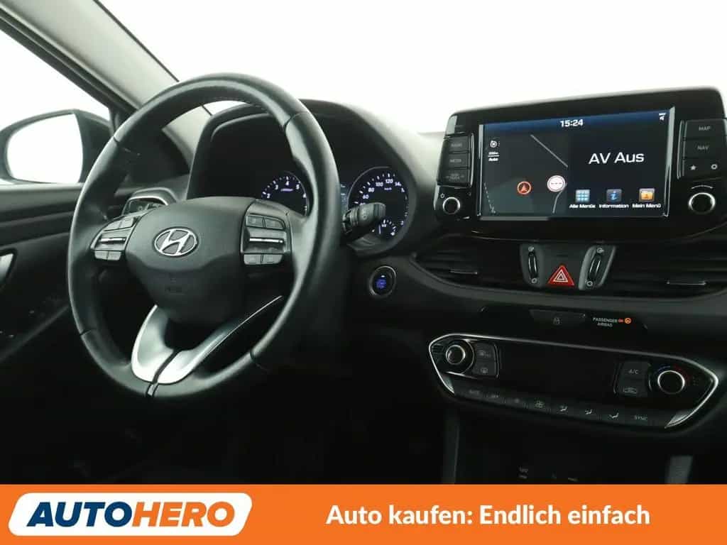 Hyundai i30 1.4 TGDI YES! Plus*NAVI*CAM*PDC*SHZ*TEMPO* 07/2019-photo-12