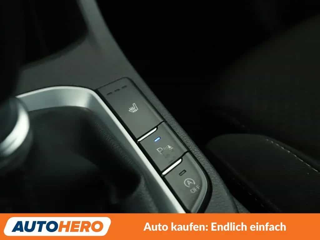 Hyundai i30 1.4 TGDI YES! Plus*NAVI*CAM*PDC*SHZ*TEMPO* 07/2019-photo-26