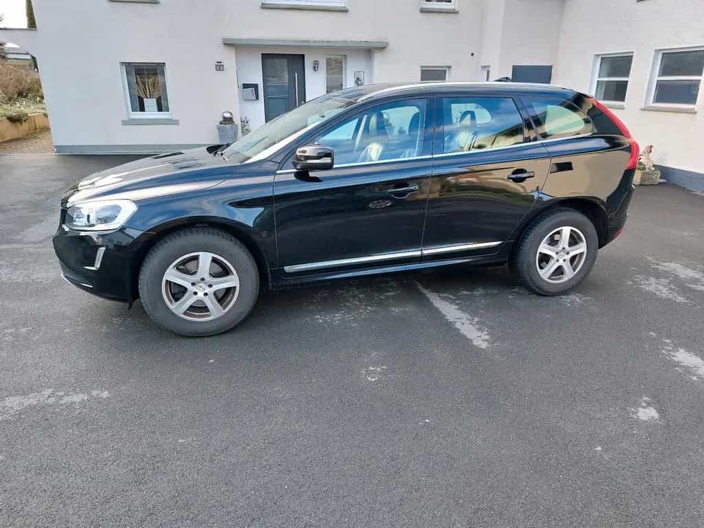 Volvo XC 60 D3 Summum 07/2017-photo-0