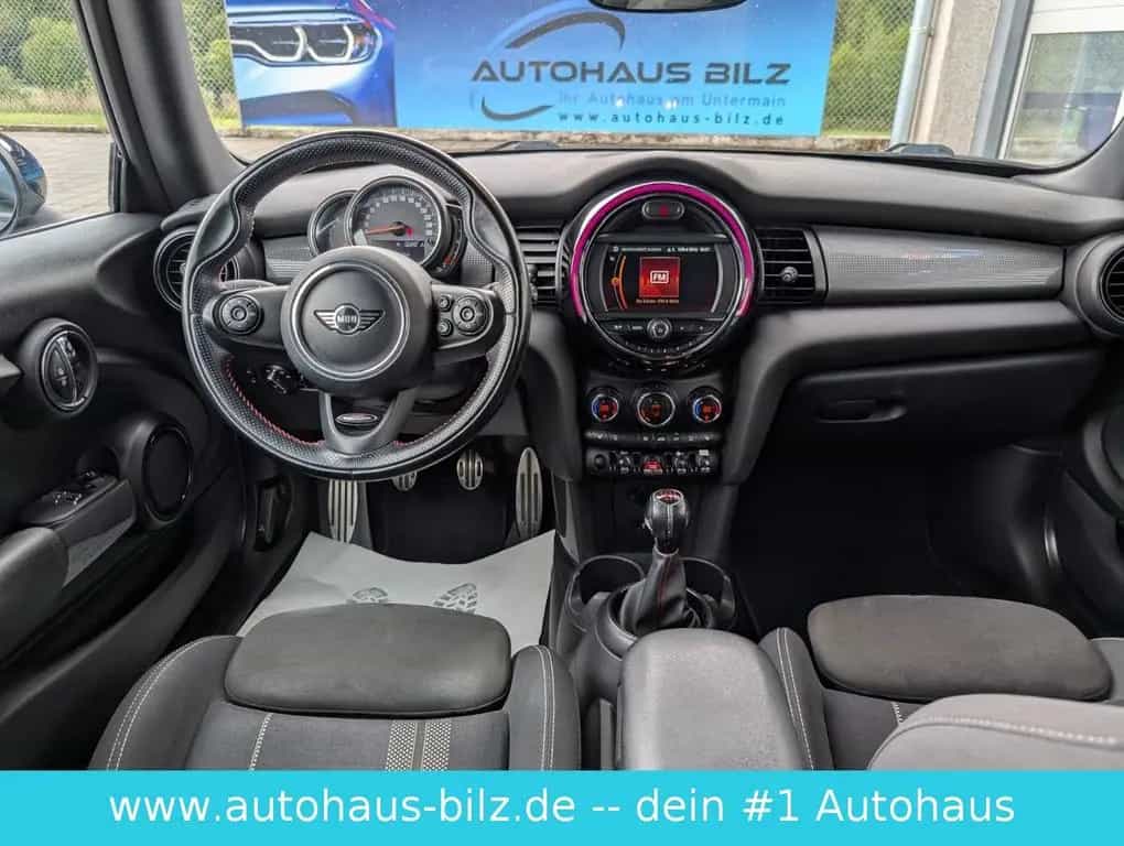 MINI Cooper Mini *JCW*Works*PDC*SHZ*17Zoll* 06/2018-photo-14