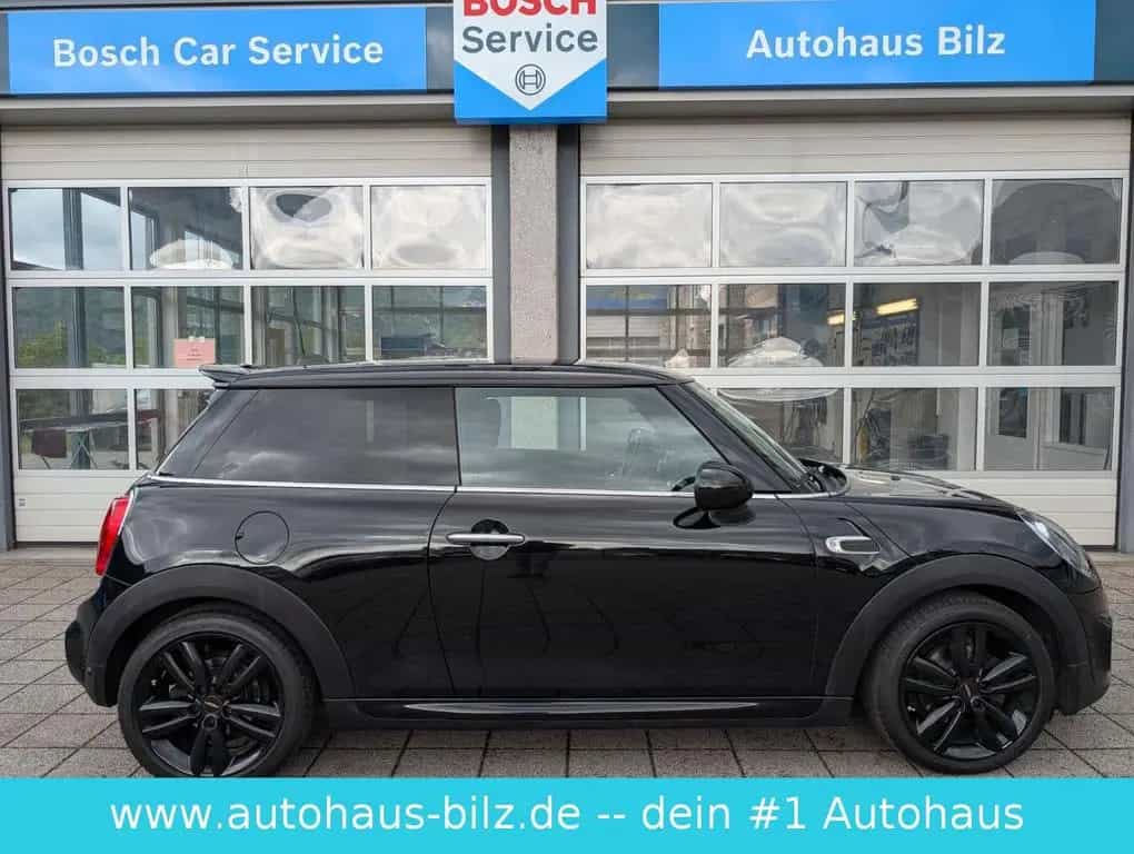 MINI Cooper Mini *JCW*Works*PDC*SHZ*17Zoll* 06/2018-photo-28
