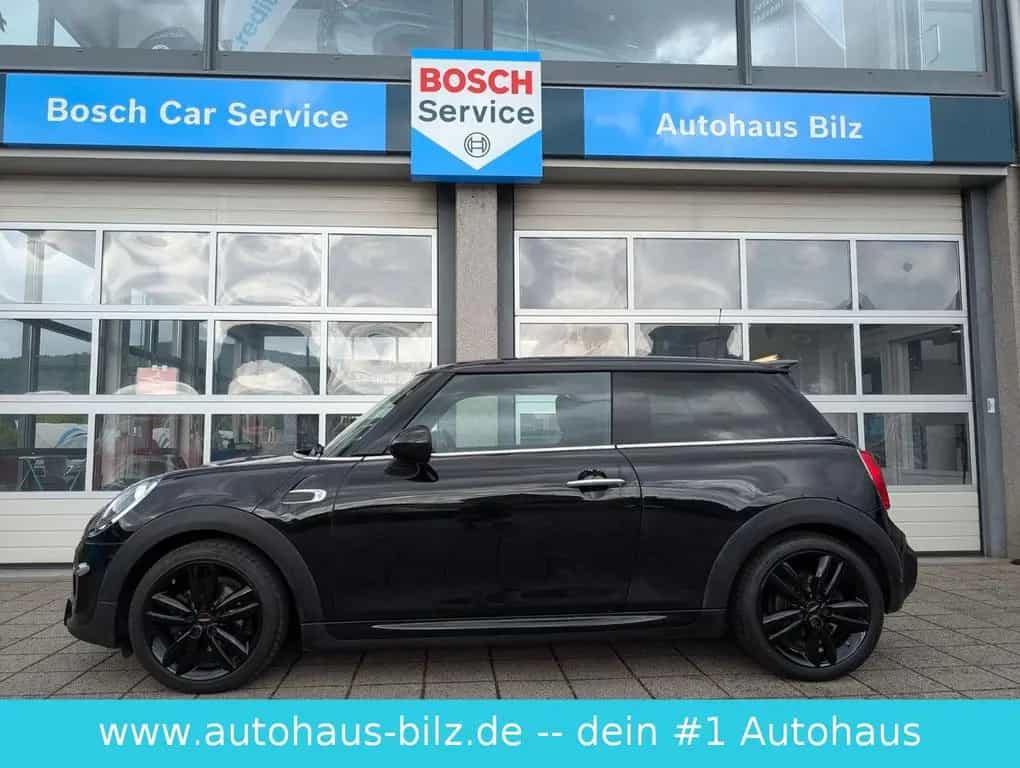MINI Cooper Mini *JCW*Works*PDC*SHZ*17Zoll* 06/2018-photo-29