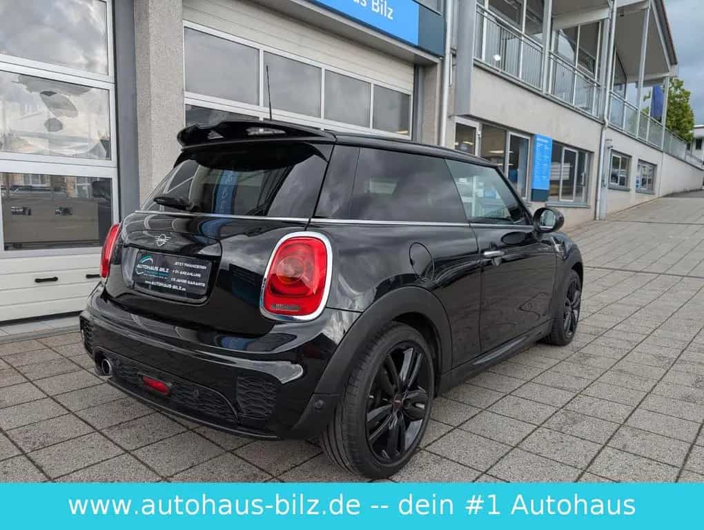 MINI Cooper Mini *JCW*Works*PDC*SHZ*17Zoll* 06/2018-photo-4